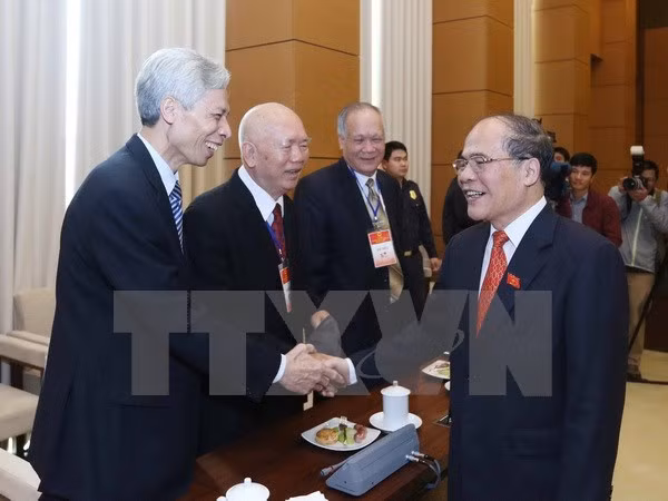 Former NA deputies set example for next tenures: top legislator ảnh 1 Former NA deputies set example for next tenures: top legislator ảnh 1
