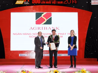 Agribank continues securing Top 10 of VNR 500 ảnh 1