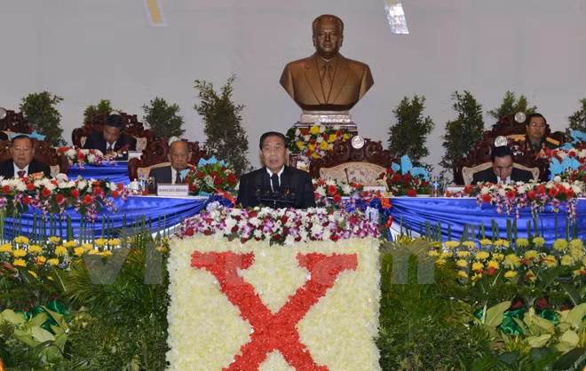 Laos pursues goals towards socialism ảnh 1