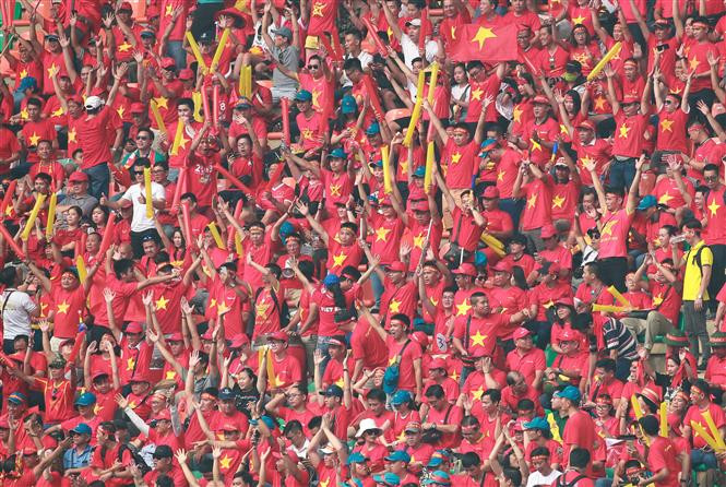 https://mediaen.vietnamplus.vn/images/cc571c067c64d4f85fb35f04673bf296479faacce2041f83def1d5ae9b2d4616167f3eb98fb547243fde819cf3120ad2d236b5924d3e43f471ba1595745e383f25b6355d5a052bd792ac1a625b3fa753/ASIAD_mens_football_semifinals_Vietnam.jpg https://mediaen.vietnamplus.vn/images/cc571c067c64d4f85fb35f04673bf296479faacce2041f83def1d5ae9b2d4616167f3eb98fb547243fde819cf3120ad2d236b5924d3e43f471ba1595745e383f25b6355d5a052bd792ac1a625b3fa753/ASIAD_mens_football_semifinals_Vietnam.jpg
