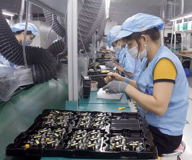 Foreign firms eye Vietnamese market ảnh 1