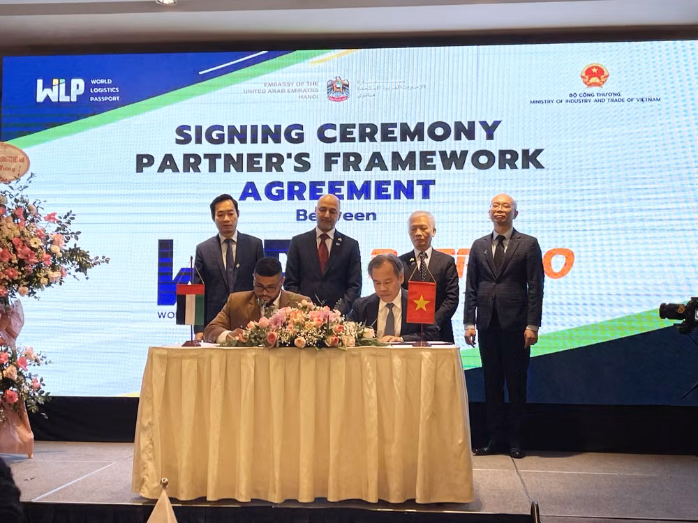 World Logistics Passport initiative spotlighted at Hanoi seminar ảnh 1