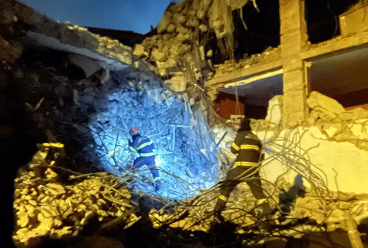 Vietnamese rescuers join hands with int'l forces to save victims of earthquake in Turkey ảnh 1