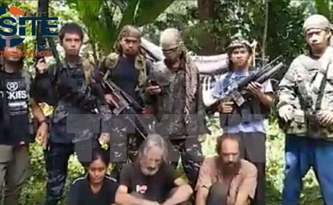 Philippines, Malaysia, Indonesia cooperate in fighting rebels ảnh 1