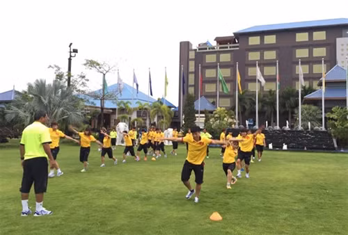 Vietnam women target regional football title ảnh 1