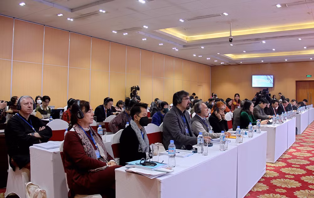 Hoa Binh workshop spotlights unique cultural value of Mo Muong ảnh 1