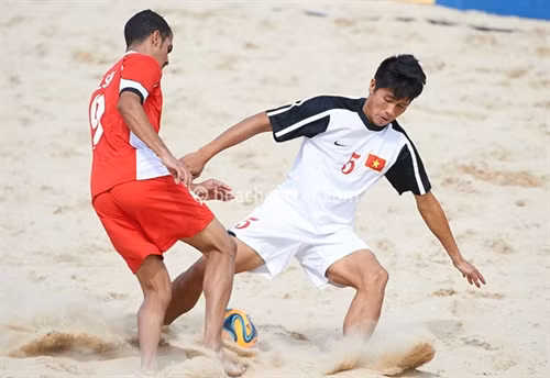 Beach footballers train, compete for Asian Games ảnh 1 Beach footballers train, compete for Asian Games ảnh 1