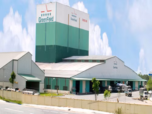 GreenFeed Vietnam inaugurates animal-feed factory in Ha Nam ảnh 1