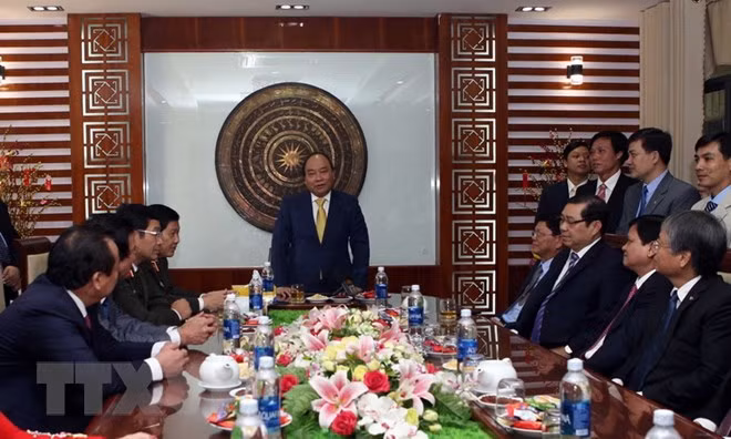 Prime Minister makes New Year visit to Da Nang ảnh 2