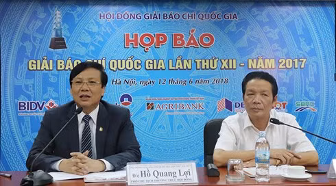 More than 100 works win 12th National Press Awards ảnh 1
