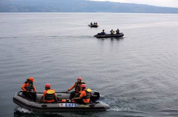 Indonesia: Another boat accident occurs in Lake Toba ảnh 1