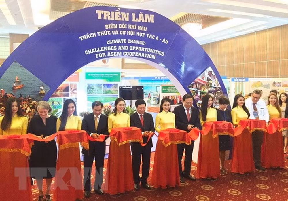 Exhibition showcases farm produce of climate change-affected areas ảnh 1