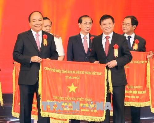Grand meeting marks 70 years of patriotic emulation appeal ảnh 1