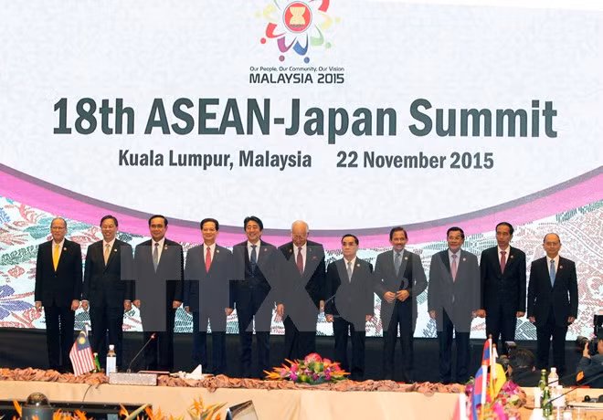 Prime Minister attends ASEAN Summits with partners ảnh 1 Prime Minister attends ASEAN Summits with partners ảnh 1