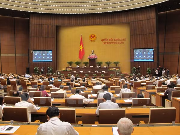 Lawmakers propose measures to promote economic growth ảnh 1