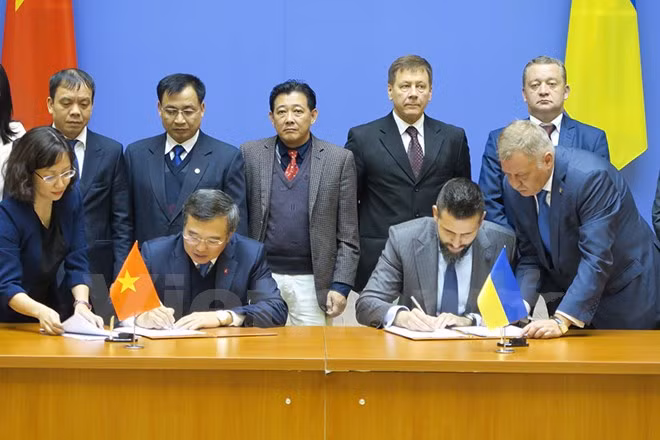 Vietnam-Ukraine Inter-Governmental Committee holds 14th meeting ảnh 1