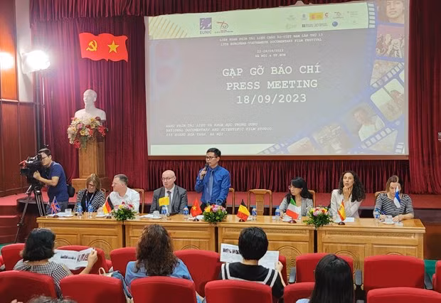 Works from 8 countries join 13th European-Vietnamese Documentary Film Festival ảnh 2