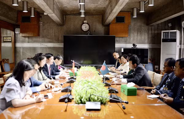 NA Secretary General holds working session with Bangladeshi counterpart ảnh 1