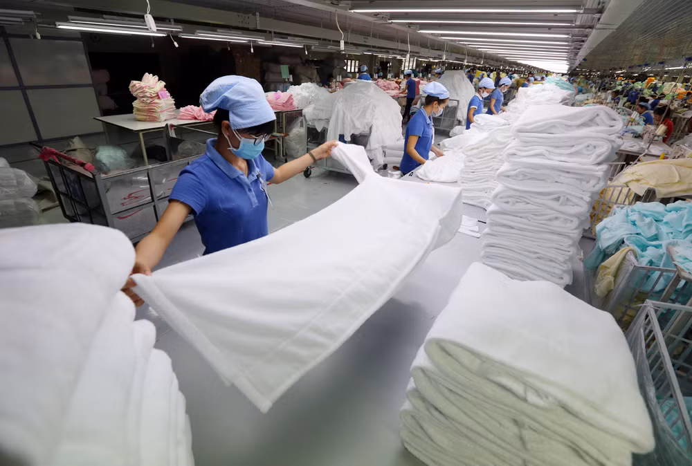 Vietnam records trade expansion in four months ảnh 1