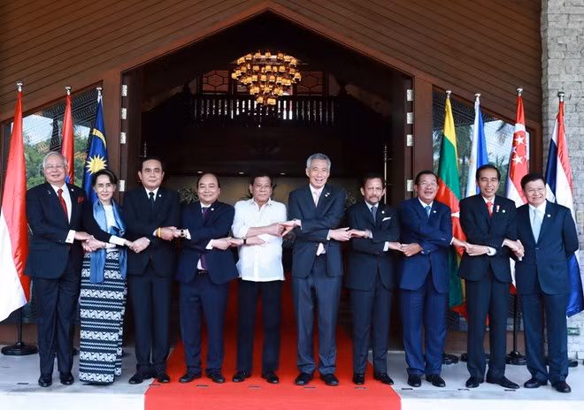 30th ASEAN Summit opens in Manila ảnh 1