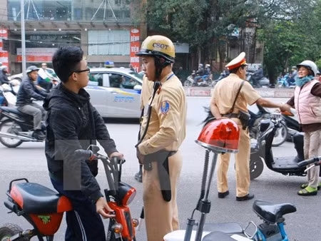 Hanoi enforces registration of electric bikes ảnh 1