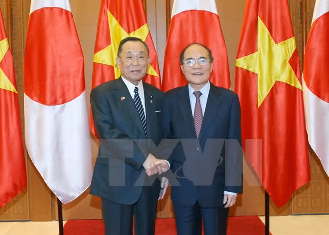 NA Chairman, Japan’s House of Councillors President hold talks ảnh 1