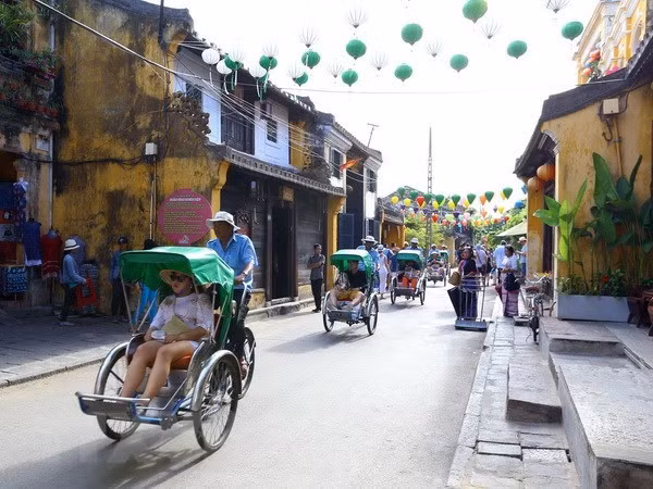 Hoi An among Elle list of stunning holiday ideas for 2019 ảnh 1