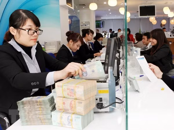 Reference exchange rate resumes upward trend ảnh 1
