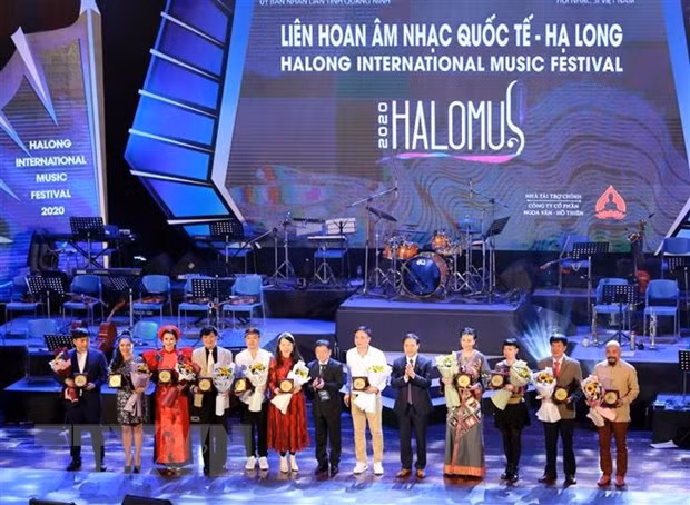 Ha Long international music festival opens ảnh 1