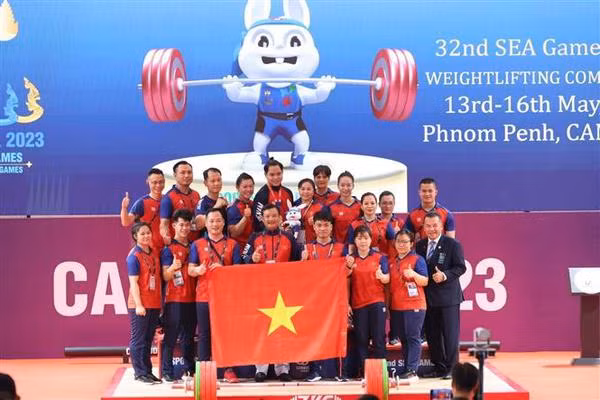 Vietnam leaves deep impressions at SEA Games 32 ảnh 2
