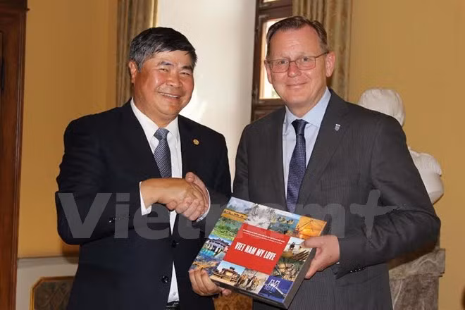 Vietnam seeks to boost all-around links with Germany ảnh 1