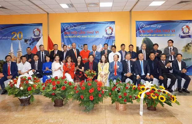 Vietnamese Association in Poland celebrates 20 years of founding ảnh 1