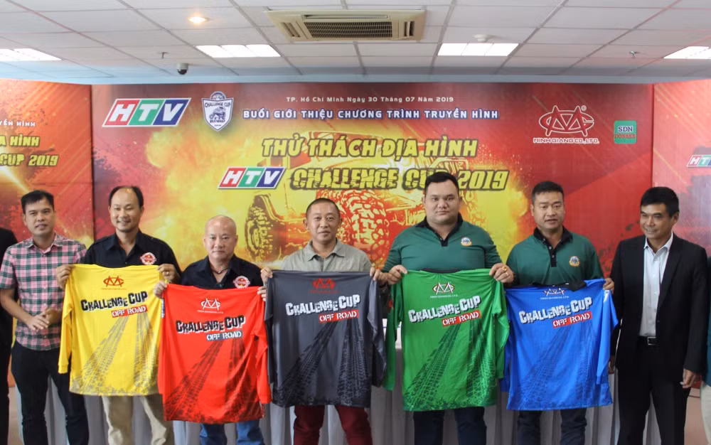 69 teams to compete in Vietnam’s largest terrain car race ảnh 1