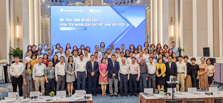 Vietnam sees increasing investment in education: report ảnh 1
