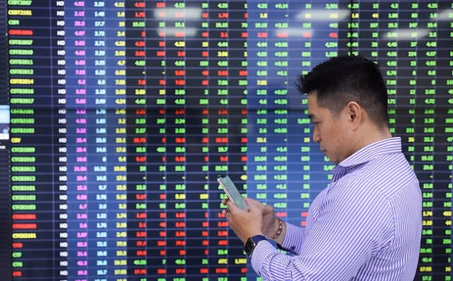 New securities accounts hit near two-year low in July ảnh 1