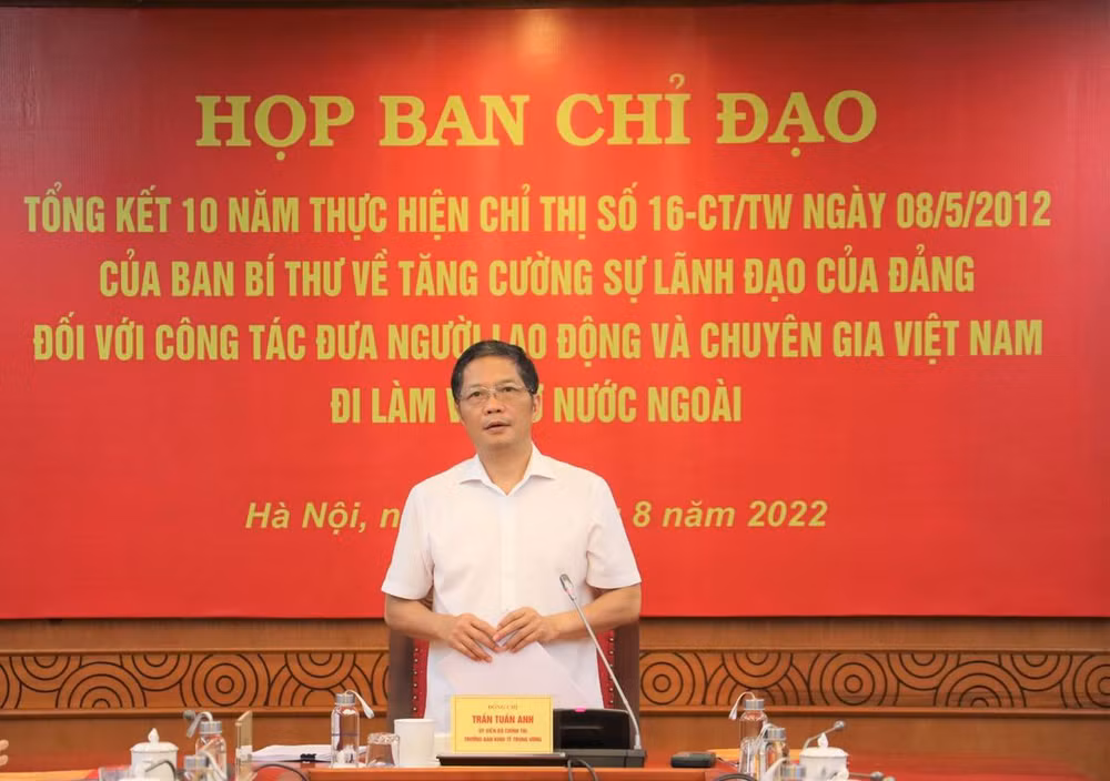 Conference reviews Party leadership on sending workers abroad ảnh 1