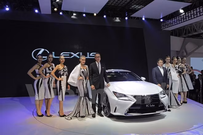 Vietnam Motor Show 2016 opens in Hanoi ảnh 1