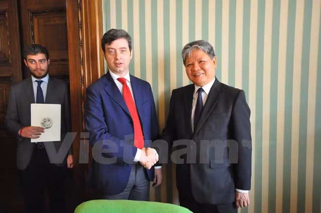 NA Chairwoman supports judicial cooperation with Italy ảnh 1