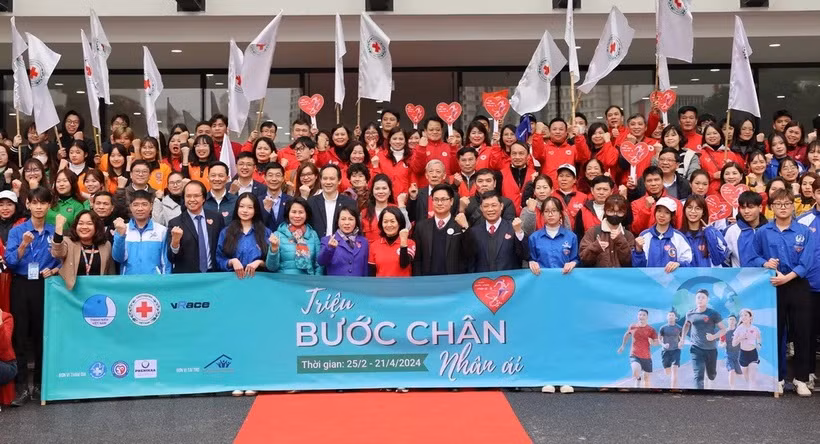 Sports campaign spreads kindness among community ảnh 1
