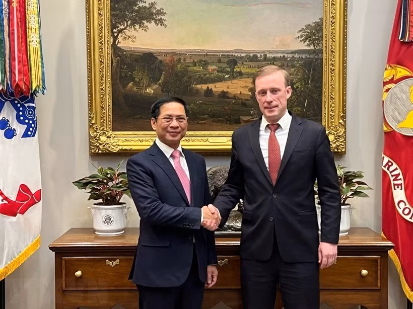 Foreign Minister meets US National Security Advisor, USAID Administrator ảnh 1