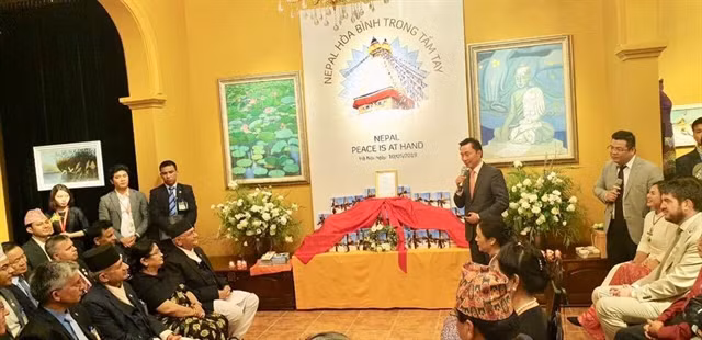 Nepali PM witnesses release of book on peace and Buddhism ảnh 1