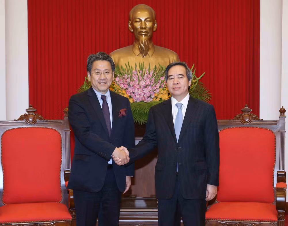 Vietnam pledges favourable conditions for Japanese bank ảnh 1
