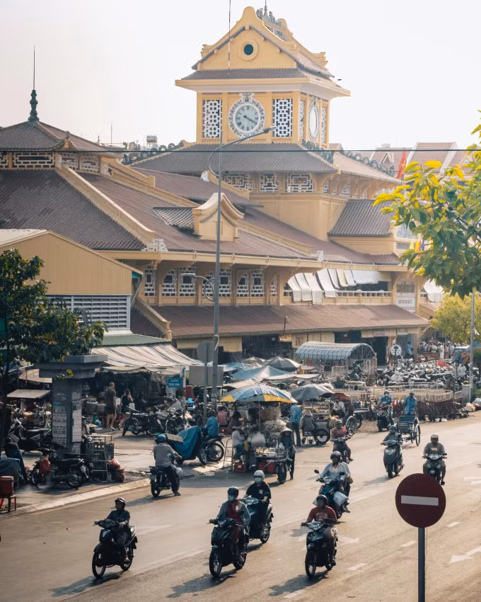 HCM City among trending destinations in autumn 2022 ảnh 1