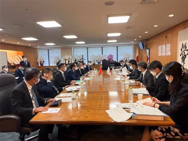 Vietnam hopes for exemption of residence, income taxes for interns in Japan ảnh 1