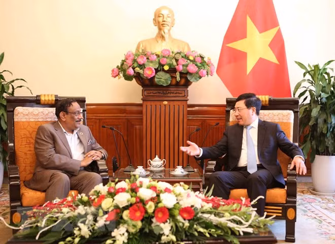 Deputy PM: Vietnam-Bangladesh ties enjoy positive development ảnh 1