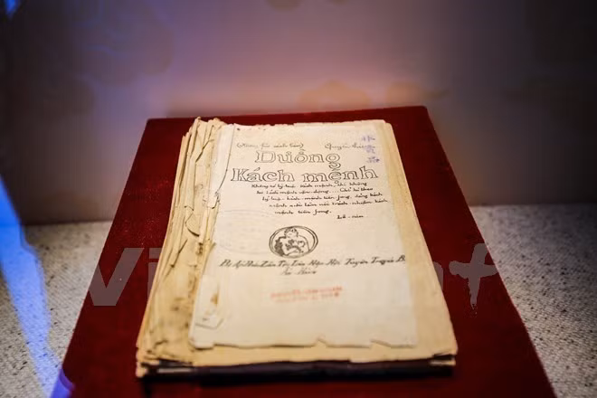 President Ho Chi Minh’s book published in Italy ảnh 1