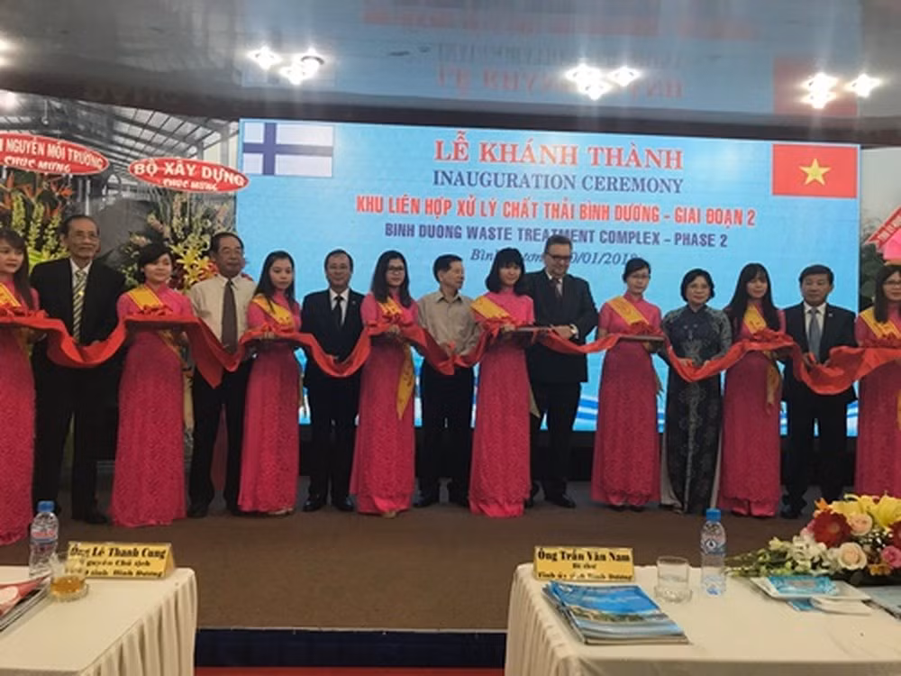 Binh Duong complex provides new waste treatment model ảnh 1