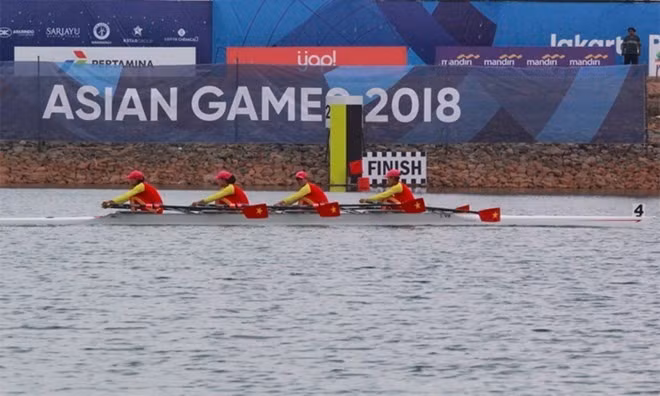 ASIAD 2018: Vietnamese rowers bring home one more silver ảnh 1