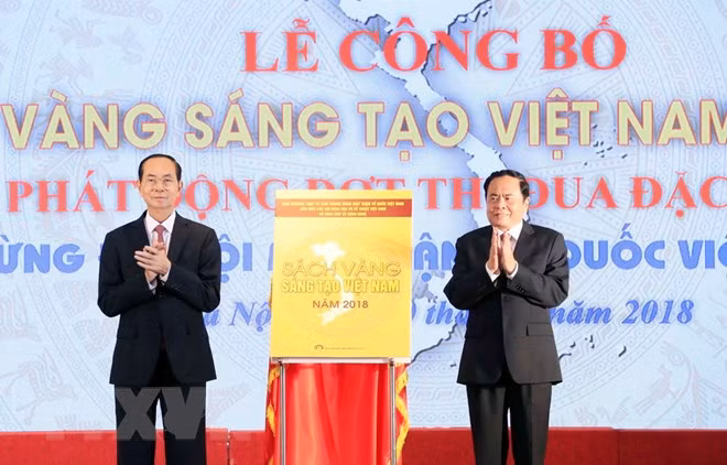 Book honours scientific-technological innovations ảnh 1