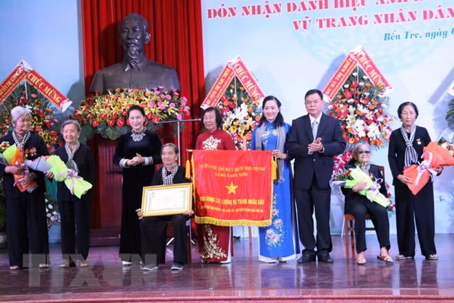 Ben Tre’s long-haired army honoured ảnh 1